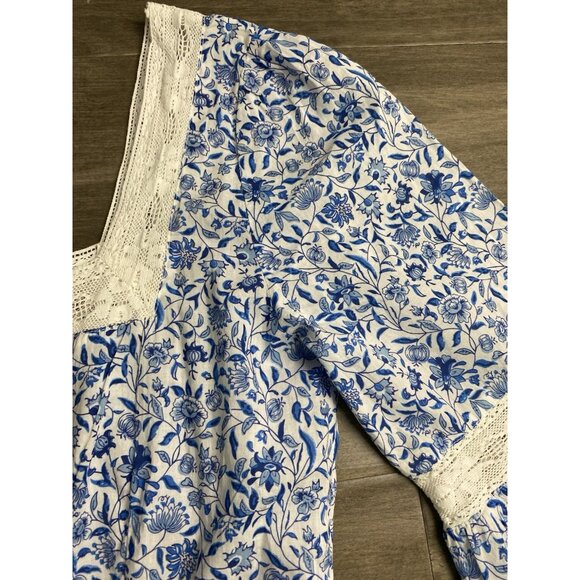 Blue and White Floral Maxi Dress - Picture 7 of 11